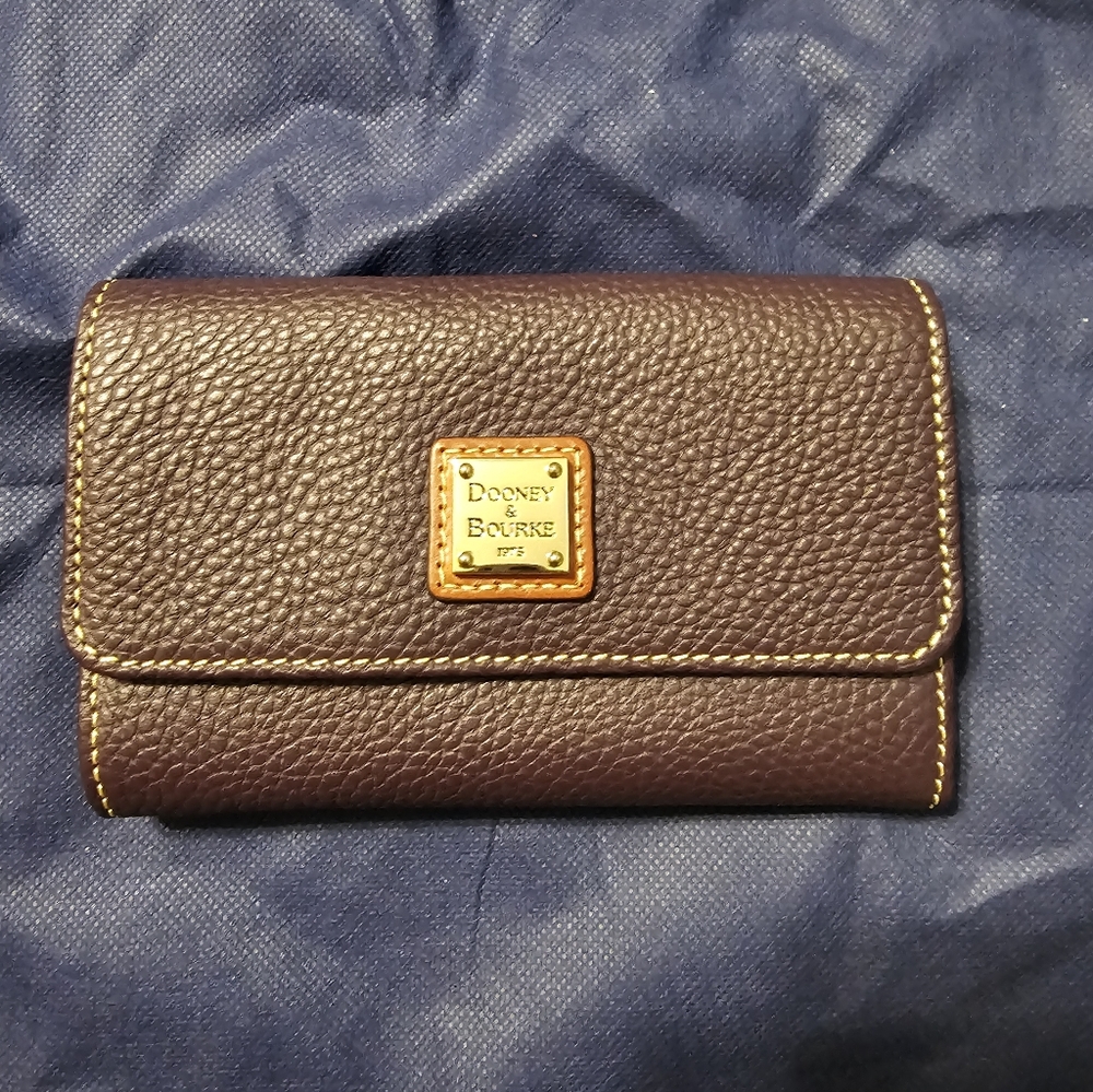 Dooney & Bourke EUC Purple Leather Zip Zip Satchel and Matching Wallet - Picture 6 of 8